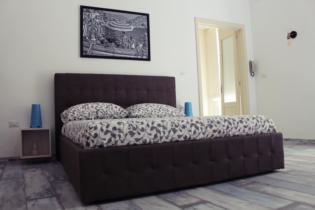 Apartment Punto Zero Сиракуза Екстериор снимка