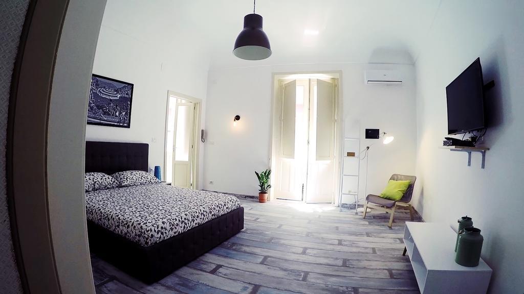 Apartment Punto Zero Сиракуза Екстериор снимка